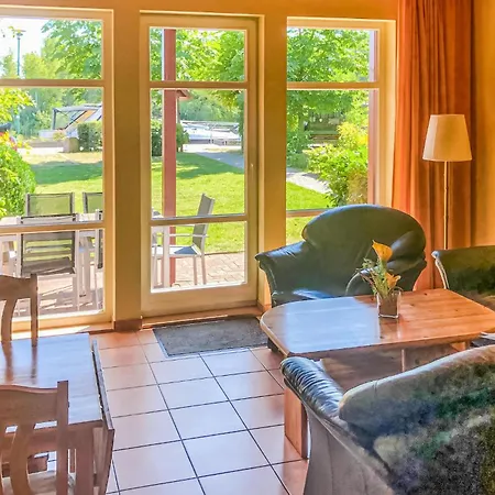 2 Bedroom Amazing In Plau Am Holiday home Plau am See