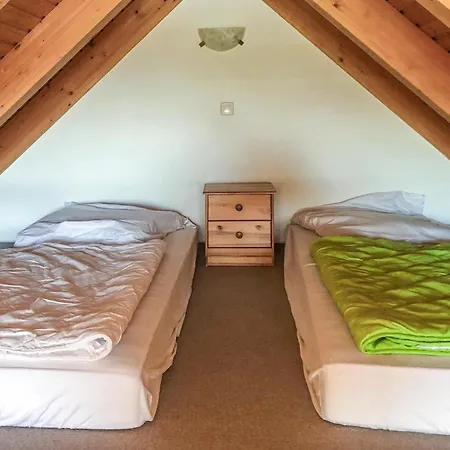 2 Bedroom Amazing In Plau Am Дом отдыха Плау-ам-Зее