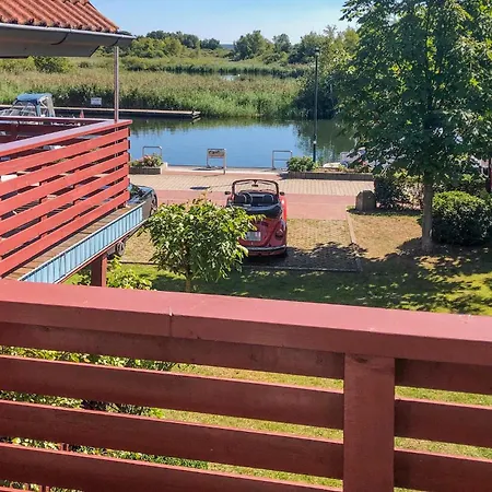 2 Bedroom Amazing In Plau Am Дом отдыха